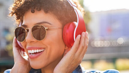 Conoce las diversas variedades de auriculares que hay